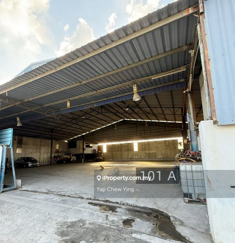 For Rent - Kampung Jawa Klang 7,200sqft Warehouse with Office - Budget Rent!!