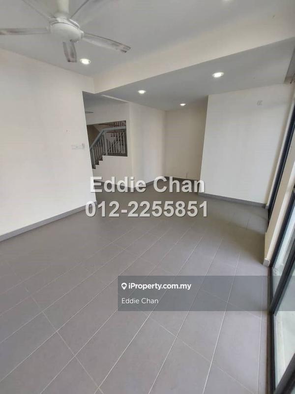 Rumah Berangkai 3 Tingkat untuk Dijual di Ukay Tropika, Hulu Kelang, Ampang, Ampang oleh Eddie Chan - iProperty.com.my