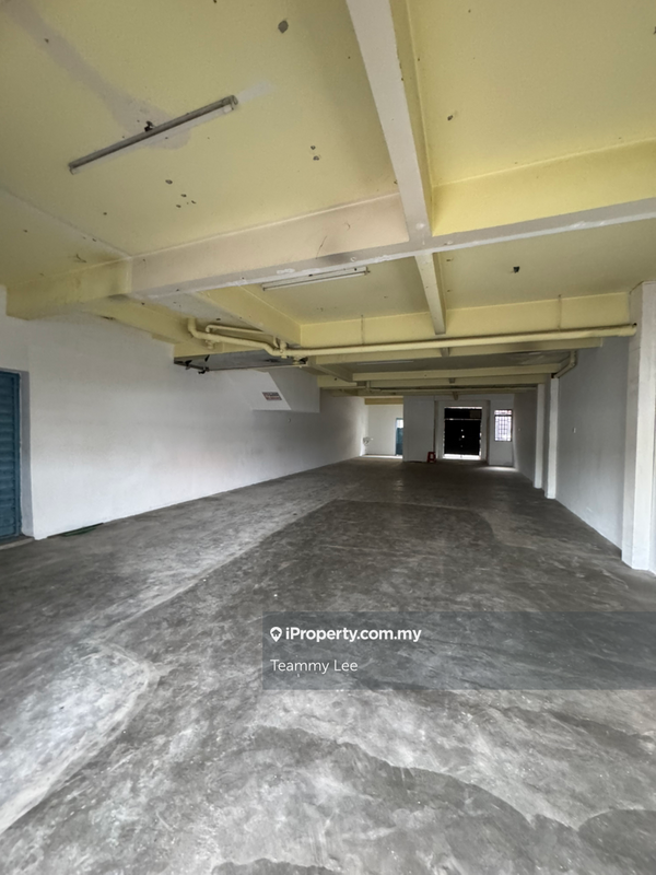 Shop for Sale in 7k7zl, Balakong by Teammy Lee - iProperty.com.my