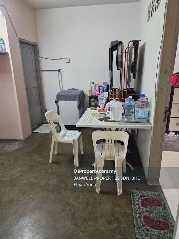 Flat for Sale in United Garden (Taman Lee Yan Lian) by Ethan Yong - iProperty.com.my