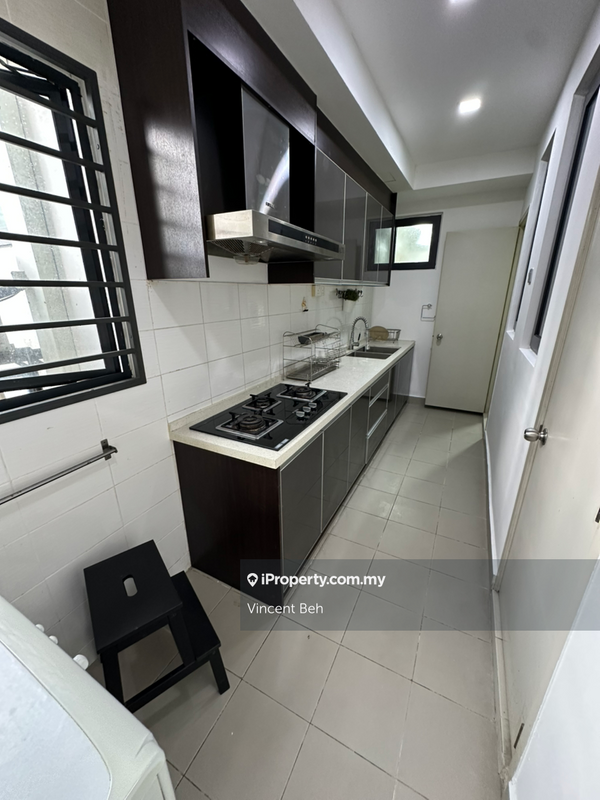 Kondominium untuk Disewa di Residence 8 oleh Vincent Beh - iProperty.com.my