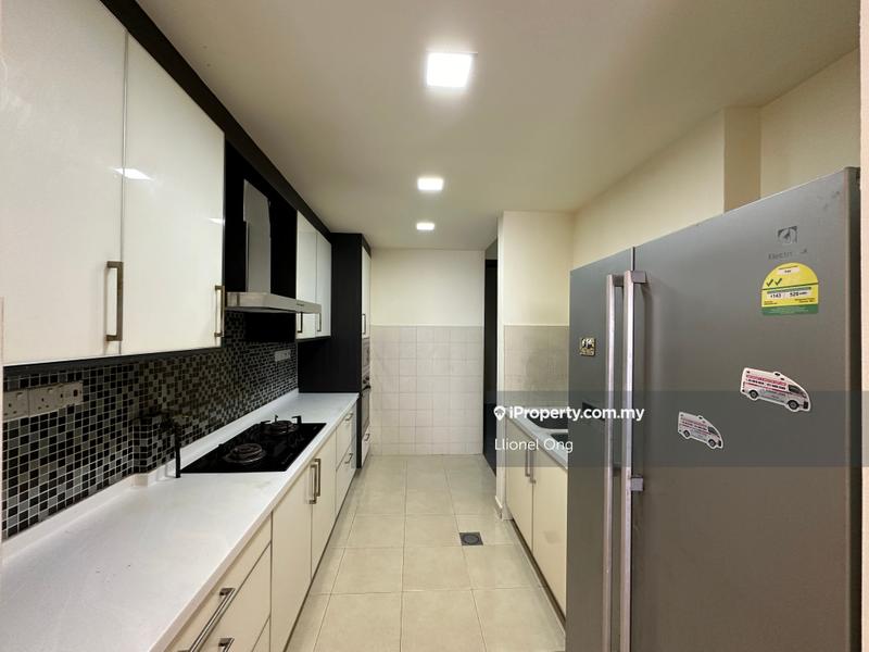 For Sale - Riana Green East