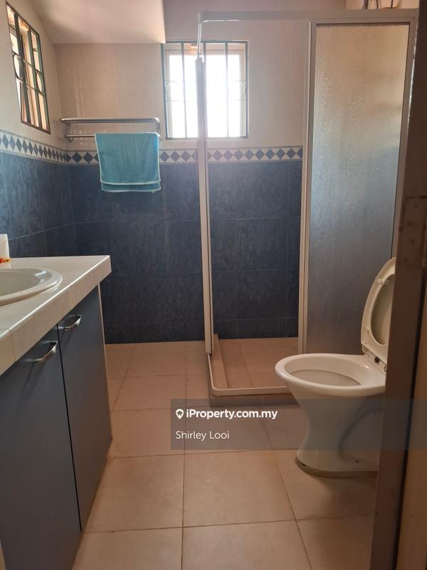 Rumah Berangkai 2 Tingkat untuk Dijual di Bukit Jelutong, Shah Alam oleh Shirley Looi - iProperty.com.my