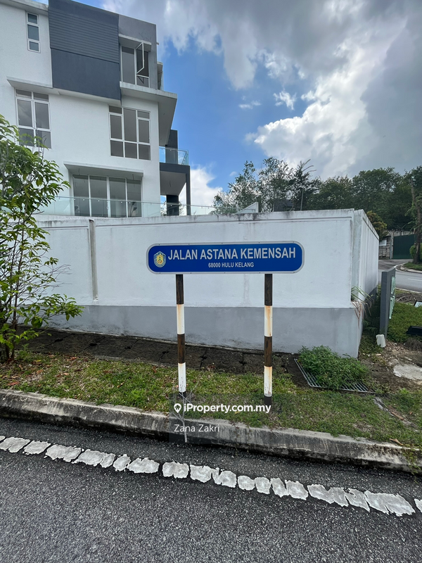 Rumah Teres 2.5-Tingkat untuk Dijual di Astana Kemensah, Ampang oleh Zana Zakri - iProperty.com.my