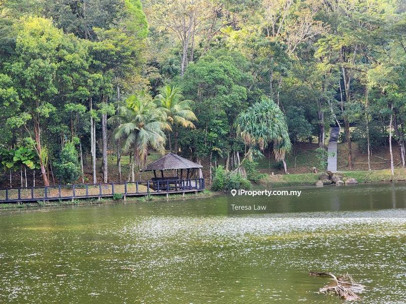 Bungalow House for Sale in Bukit Gita Bayu, Seri Kembangan by Teresa Law - iProperty.com.my