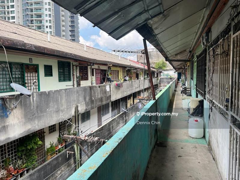 Rumah Pangsa untuk Dijual di Kuchai Jaya Flat oleh Dennix Chin - iProperty.com.my