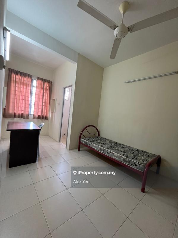 Rumah Berangkai 3 Tingkat untuk Dijual di Furnised 3 Storey house at West Lake Kampar, Kampar oleh Alex Yee - iProperty.com.my