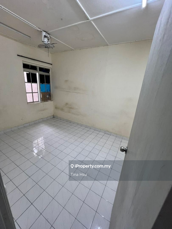 Pangsapuri untuk Dijual di Tanjong Puteri Apartment oleh Tina Hsu - iProperty.com.my