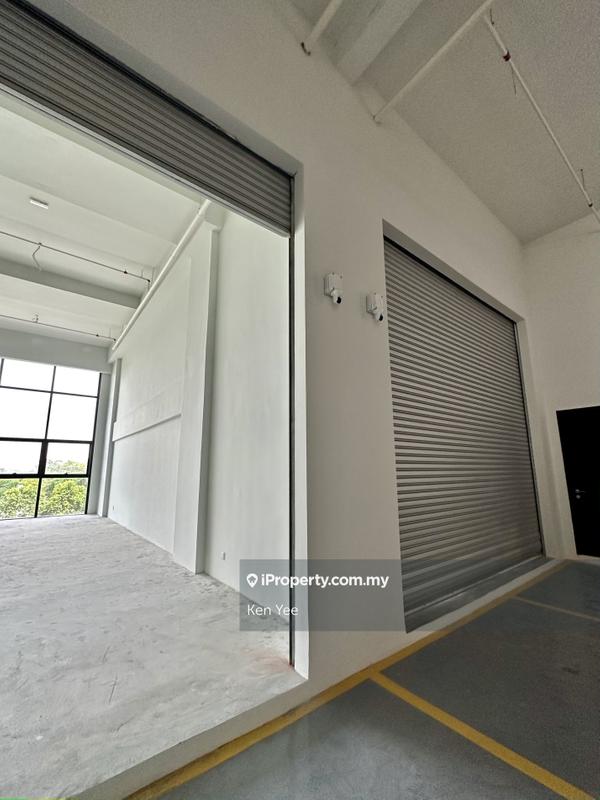 For Sale - Emhub, Warehouse/ Office/ Showroom in one, Kota Damansara, PJ Selangor