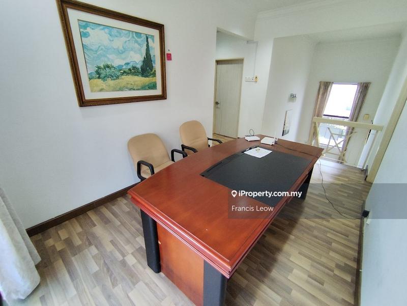 Bungalow House for Rent in Bandar Country Homes, Rawang by Francis Leow - iProperty.com.my