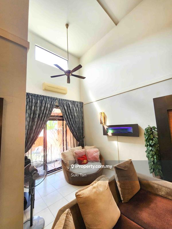 3-storey Terraced House for Sale in MEADOW Lake Fields / Lakefields / Sungai Besi, Sungai Besi by Suki Tan - iProperty.com.my