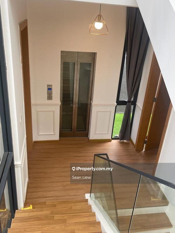 Rumah Berangkai 4 Tingkat untuk Disewa di Empire Residence, Damansara Perdana oleh Sean Liew - iProperty.com.my