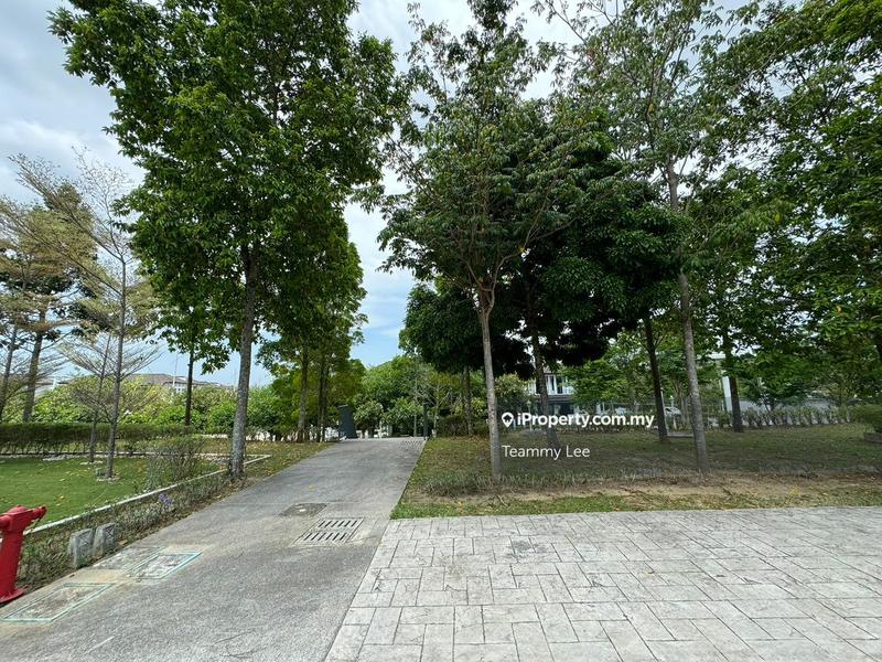 Rumah Berkembar untuk Dijual di Eco Majestic, Semenyih oleh Teammy Lee - iProperty.com.my