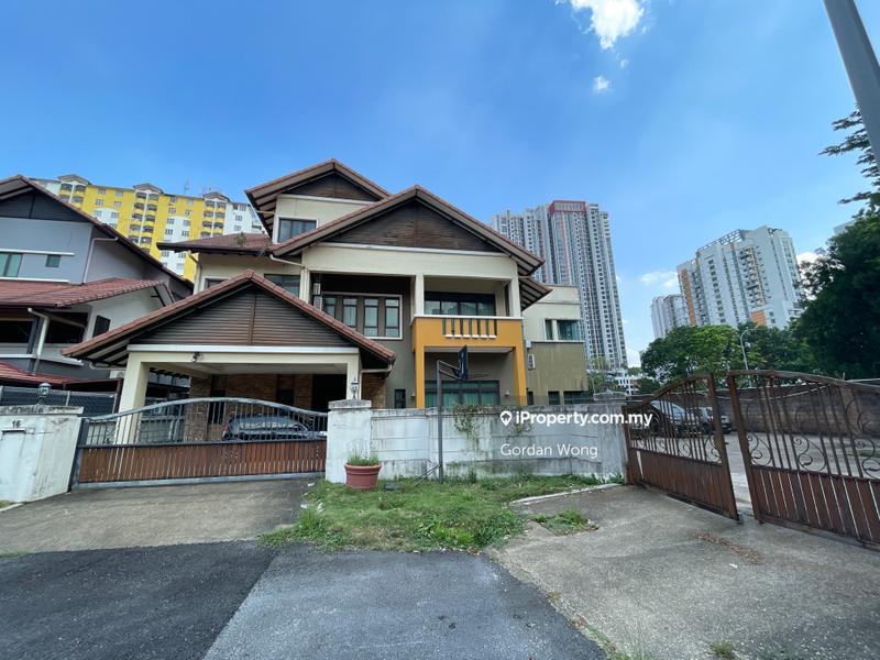 Bungalow House for Sale in Bandar Sunway, Sunway by Gordan Wong - iProperty.com.my