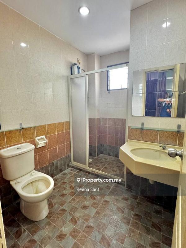 Rumah Berangkai 2 Tingkat untuk Dijual di Bukit Jelutong, Shah Alam oleh Reena Sarif - iProperty.com.my