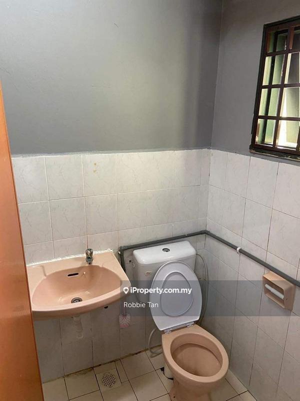 Apartment for Sale in Lily & Jasmine Apartment by Robbie Tan - iProperty.com.my
