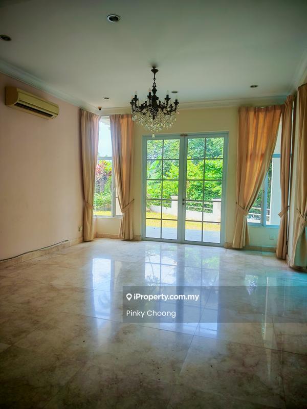 Bungalow House for Sale in Sierramas, Sungai Buloh by Pinky Choong - Living Room - iProperty.com.my