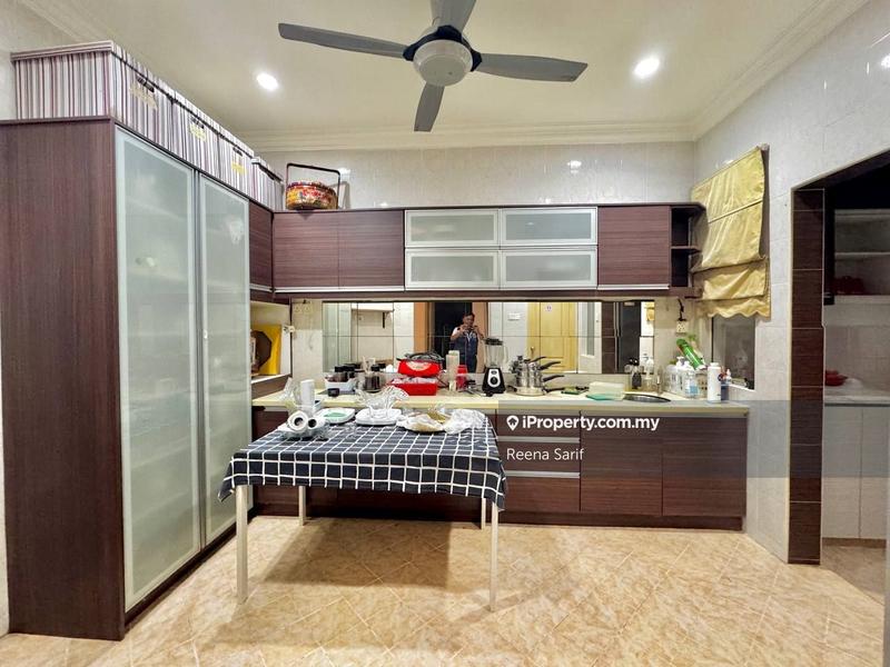 Rumah Berangkai 2 Tingkat untuk Dijual di Bukit Jelutong, Shah Alam oleh Reena Sarif - iProperty.com.my