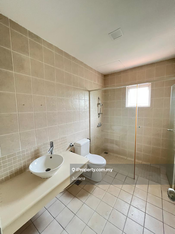 Townhouse for Sale in Sunway Damansara, Kota Damansara by Juliana - iProperty.com.my