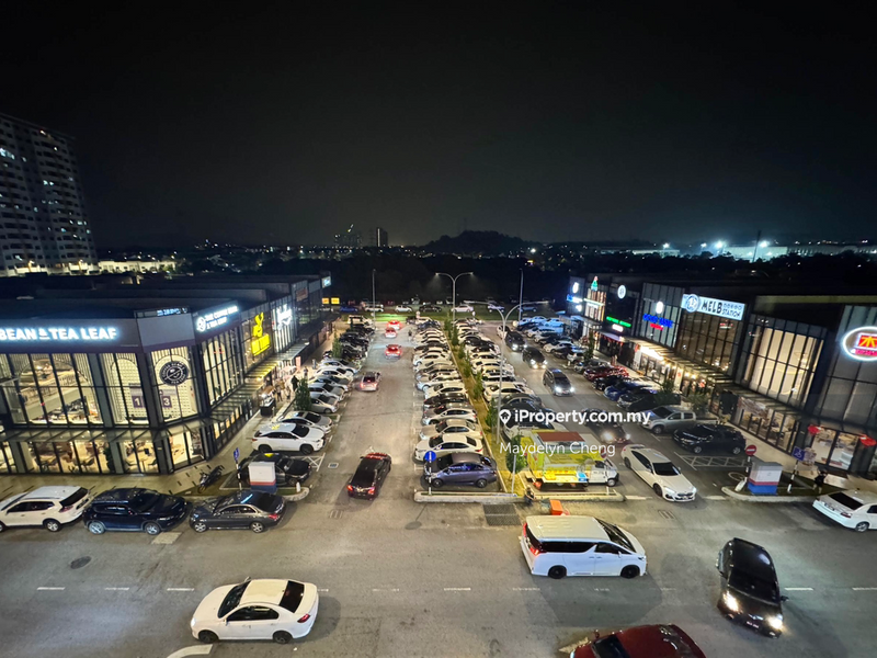 For Sale - 2-STOREY INTERMEDIATE SHOP