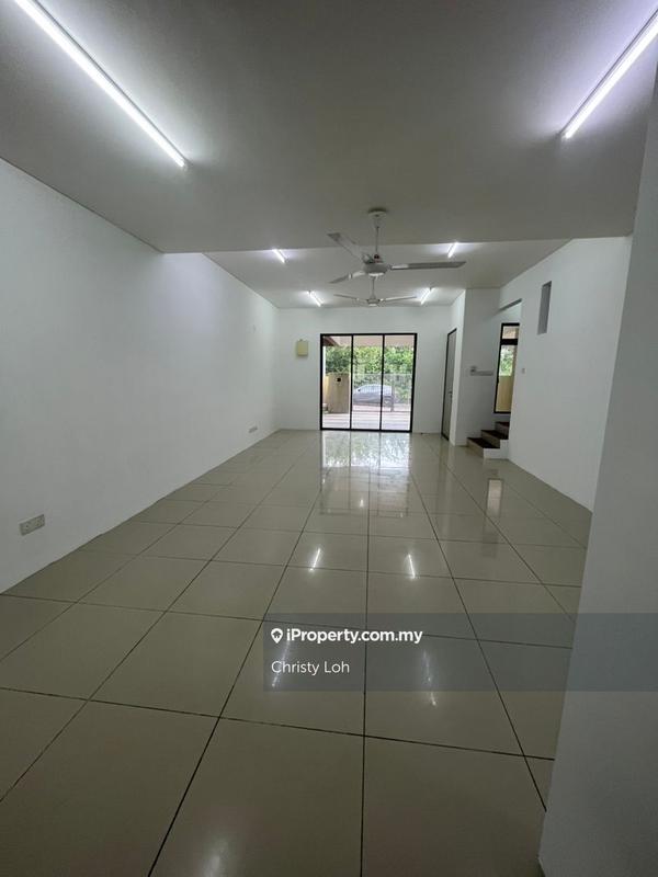 Rumah Teres 2-Tingkat untuk Dijual di Jalan Nada Alam, Mantin oleh Christy Loh - iProperty.com.my