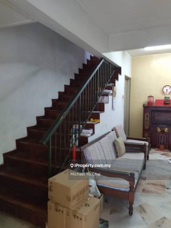 2-storey Terraced House for Sale in Taman Bukit Serdang, Seri Kembangan by Michael Yb Chai - iProperty.com.my