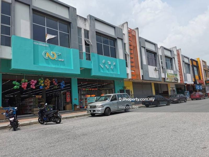 For Sale - 2 Sty Shop 4000sf Near Kfc Puncak Alam Kuala Selangor