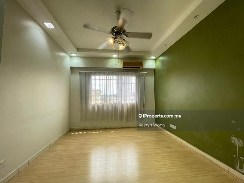 For Sale - Prisma Perdana