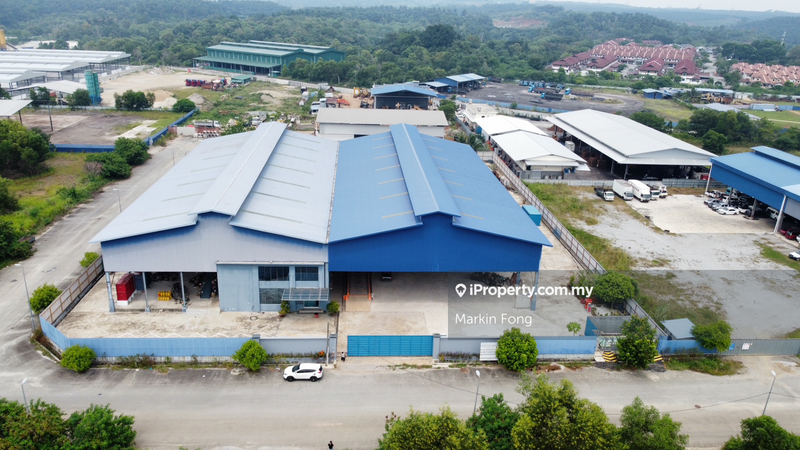 Gudang untuk Disewa di 𝑷𝒆𝒓𝒊𝒏𝒅𝒖𝒔𝒕𝒓𝒊 𝑫𝒂𝒎𝒂𝒏𝒔𝒂𝒓𝒂, Kuantan oleh Markin Fong - iProperty.com.my