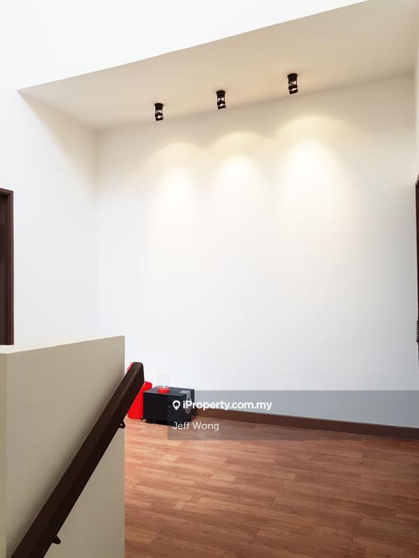 Rumah Berangkai 2 Tingkat untuk Dijual di Sutera Damansara, Damansara Damai oleh Jeff Wong - iProperty.com.my