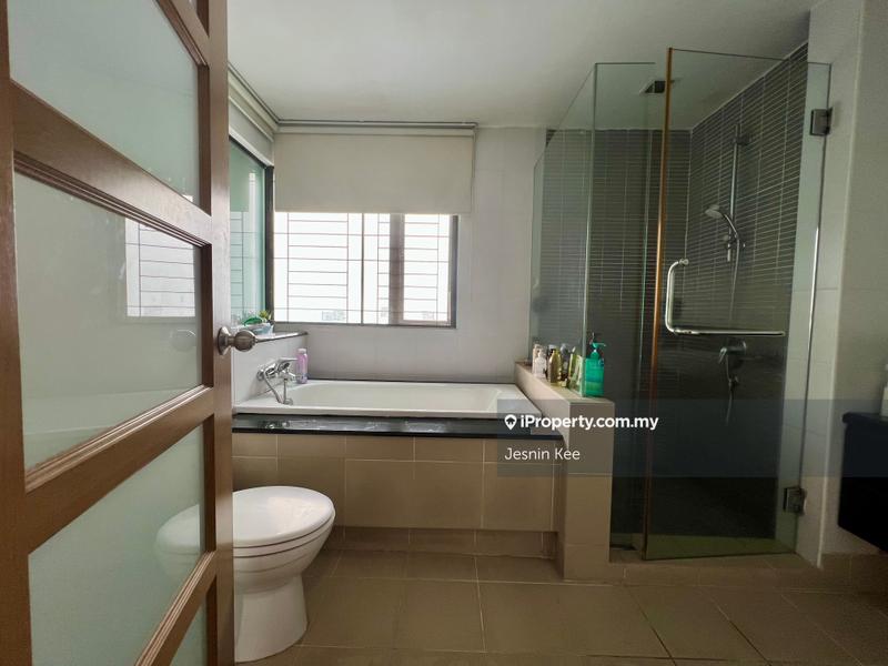 Rumah Berangkai 3 Tingkat untuk Dijual di Lake Fields, Sungai Besi oleh Jesnin Kee - iProperty.com.my