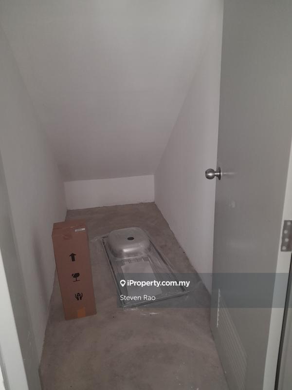 Townhouse for Sale in Cybersouth City, Dengkil by Steven Rao - iProperty.com.my