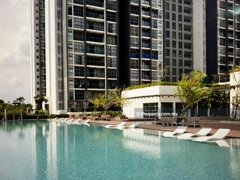 Condominium for Rent in Lakefront Residence by Kim Lee - iProperty.com.my