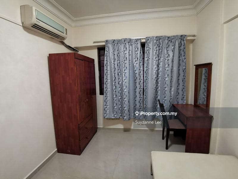 For Sale - Anjung Hijau (Greenfields)