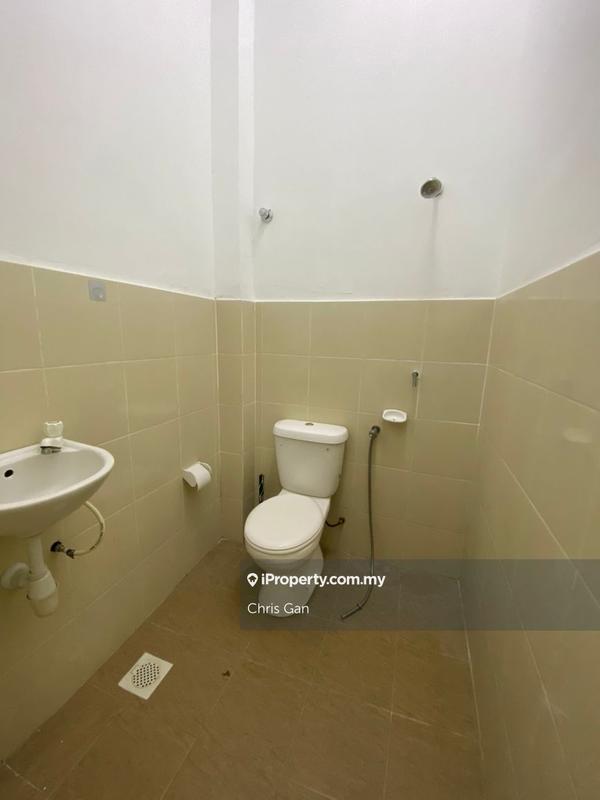 1.5-storey Terraced House for Sale in Taman Seri Mahkota Aman, Kuantan by Chris Gan - iProperty.com.my