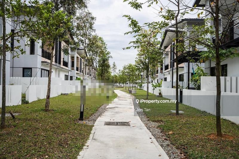 Rumah Berkembar untuk Dijual di Bandar Tropicana Aman, Telok Panglima Garang oleh Jen Tan - iProperty.com.my