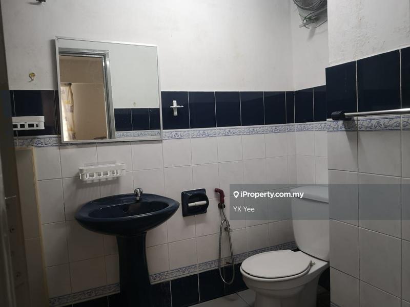 Condominium for Sale in Vista Komanwel B by YK Yee - iProperty.com.my