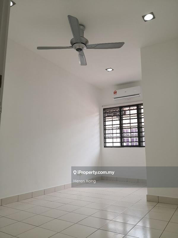 Rumah Berangkai 2 Tingkat untuk Disewa di Mutiara Puchong, Puchong oleh Heren Kong - iProperty.com.my