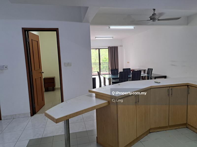 Condominium for Sale in Cyber Heights Villa by Cj Ling - iProperty.com.my