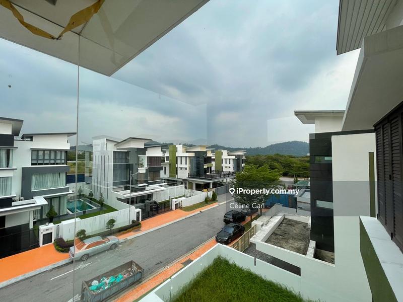 Banglo untuk Dijual di Casa Sutra Bungalow, Setia Alam oleh Celine Gan - iProperty.com.my