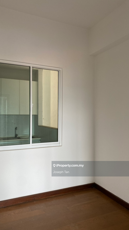 For Sale - Paragon Residences @ Straits View