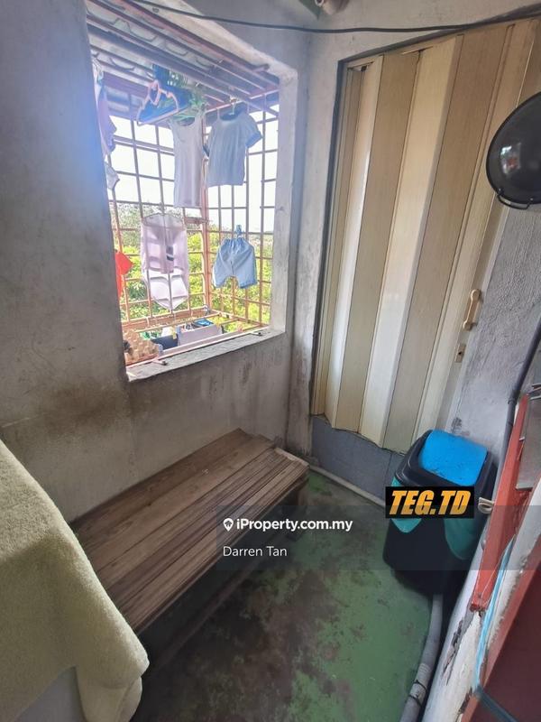 Rumah Flat untuk Dijual di Kelompok Camar oleh Darren Tan - iProperty.com.my