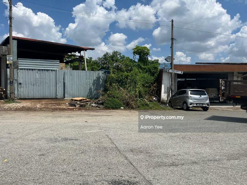 Terrace Factory for Sale in Taman Taming Jaya, Balakong by Aaron Yee - Exterior - iProperty.com.my