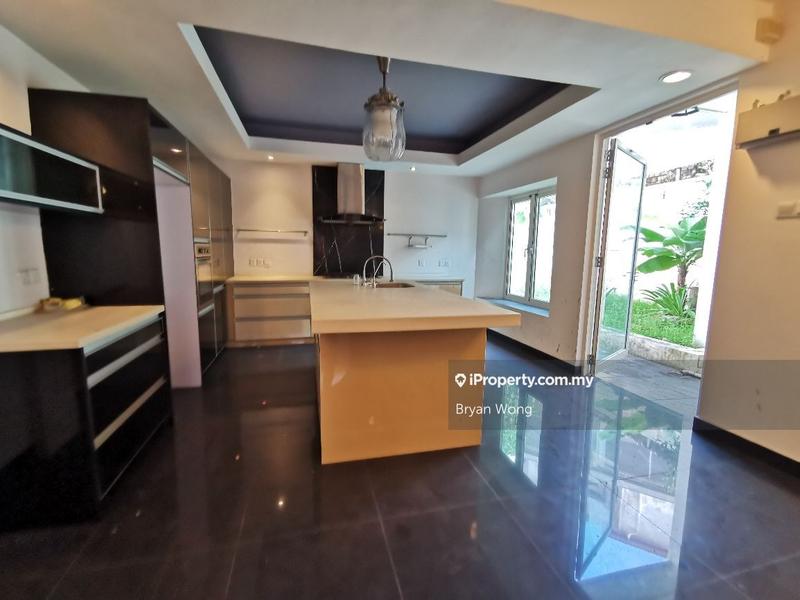Rumah Berkembar untuk Dijual di SS 21, Damansara Utama, Petaling Jaya oleh Bryan Wong - iProperty.com.my
