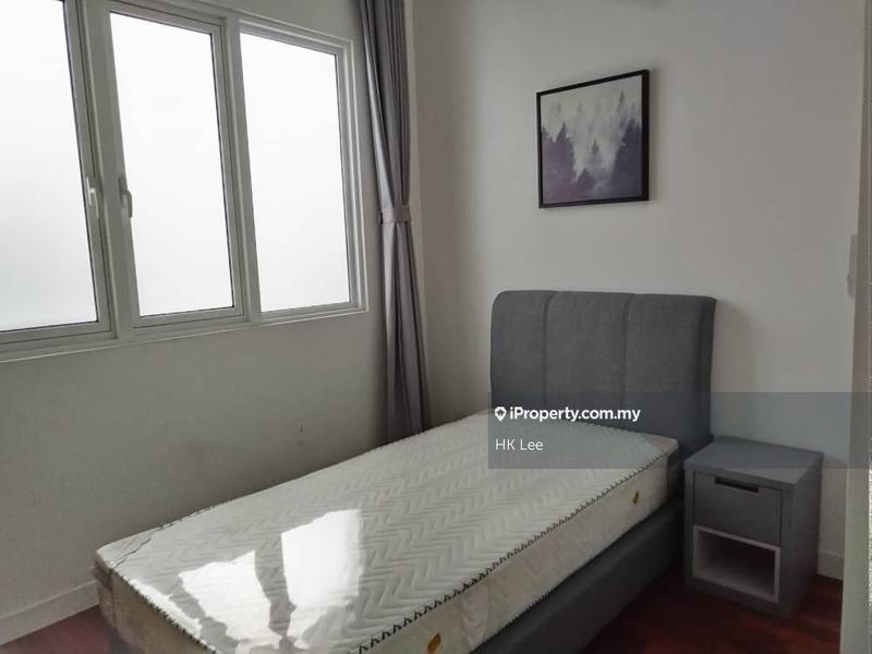 Condominium for Sale in Pavilion Hilltop by HK Lee - iProperty.com.my