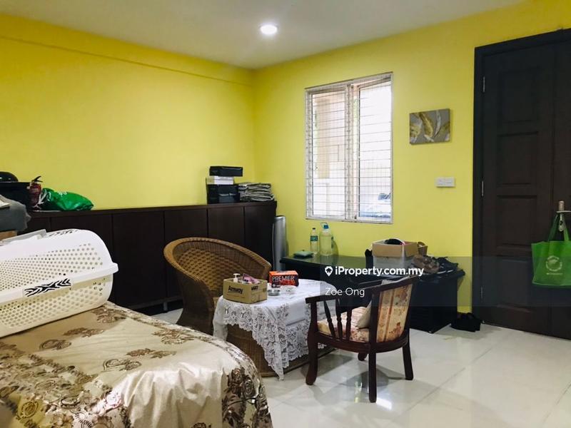 Rumah Berkembar untuk Dijual di Kota Damansara, Selangor oleh Zoe Ong - iProperty.com.my