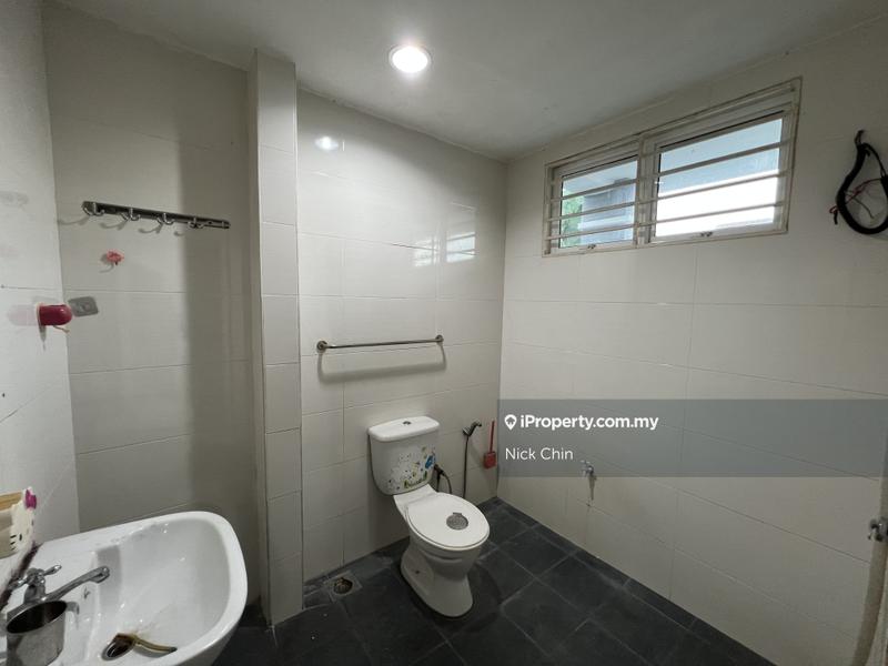 4-storey Terraced House for Sale in taman cheras jaya, Seri Kembangan by Nick Chin - iProperty.com.my