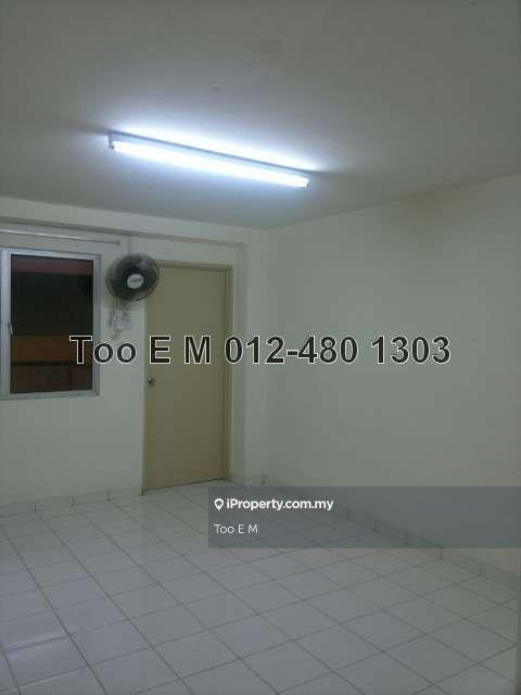 Rumah Bandar untuk Dijual di Taman Amansiara, Rawang oleh Too E M - iProperty.com.my