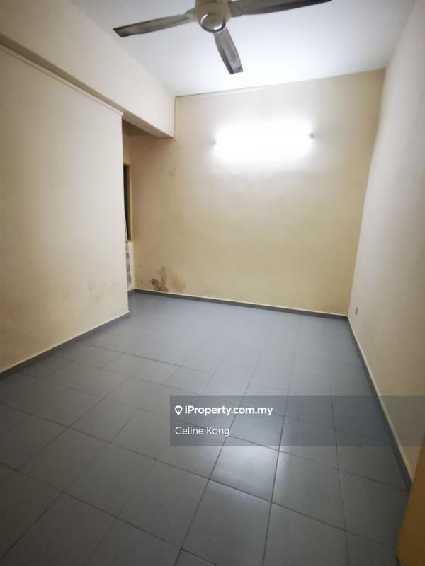 Rumah Pangsa untuk Dijual di Kuchai Entrepreneurs Park oleh Celine Kong - iProperty.com.my