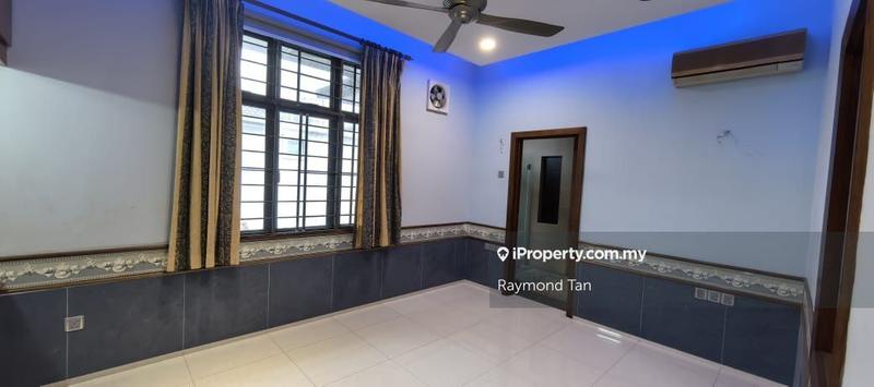Bungalow House for Sale in Saujana Akasia, Sungai Buloh by Raymond Tan - iProperty.com.my